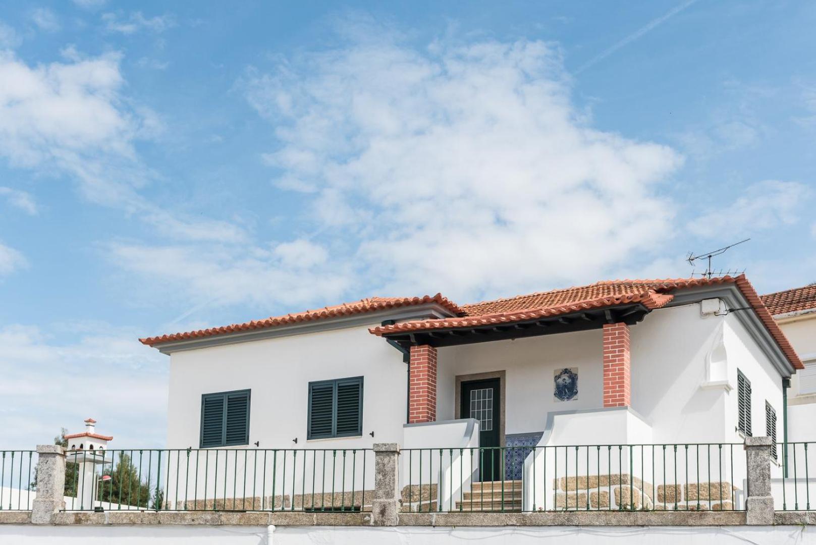 Guestready - Spacious Modern Stay In Porto บีลาโนวาเดกายา ภายนอก รูปภาพ