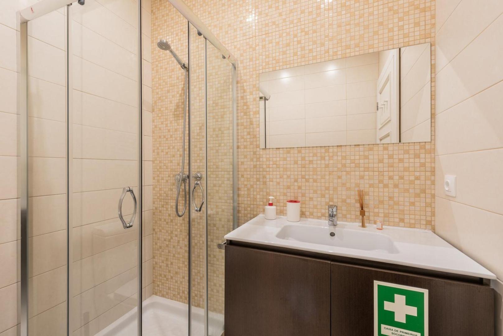 Guestready - Spacious Modern Stay In Porto บีลาโนวาเดกายา ภายนอก รูปภาพ