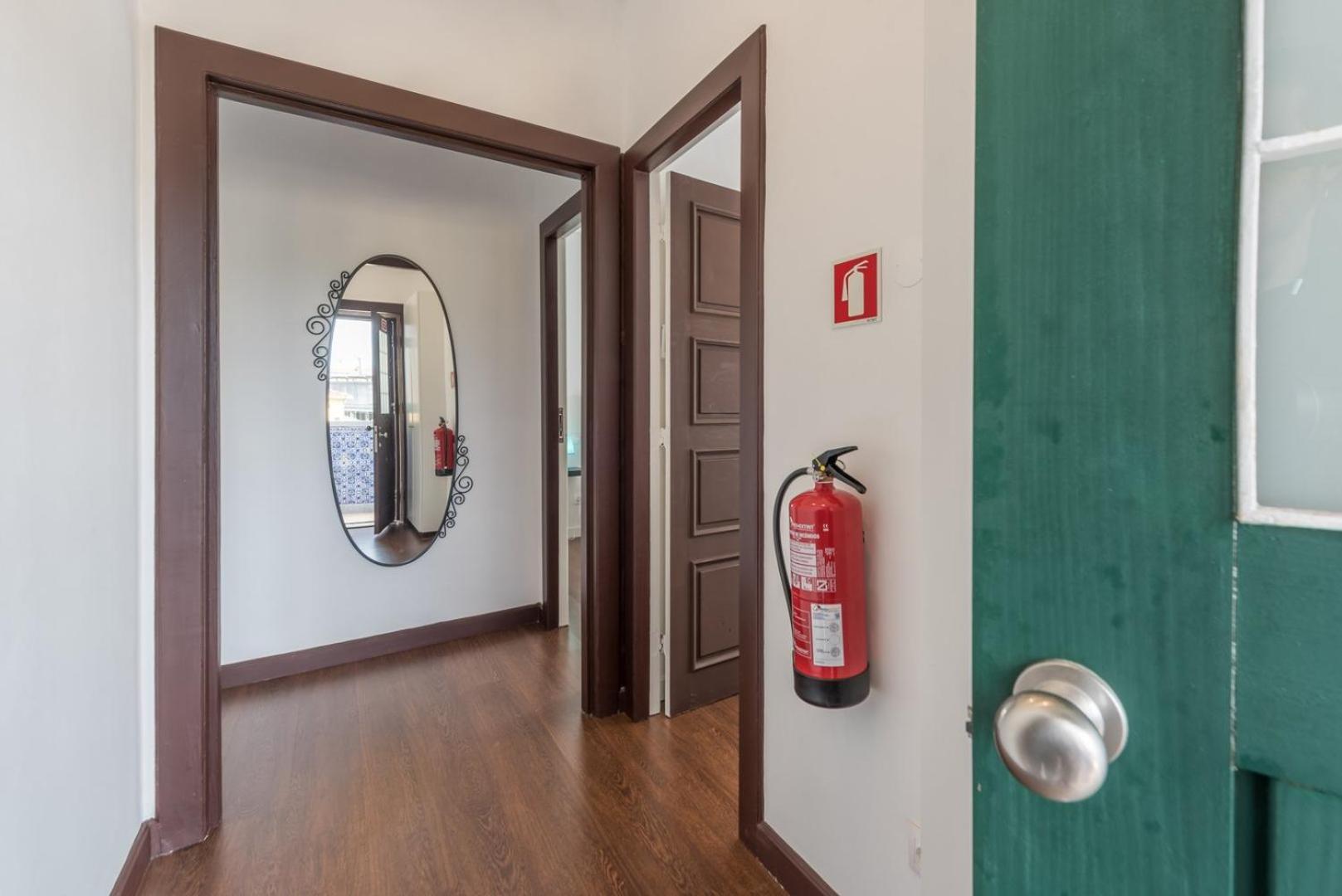 Guestready - Spacious Modern Stay In Porto บีลาโนวาเดกายา ภายนอก รูปภาพ
